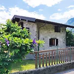 Casa vacanze Glicine By Interhome *