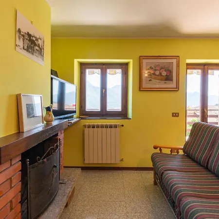 Glicine By Interhome Stazzona